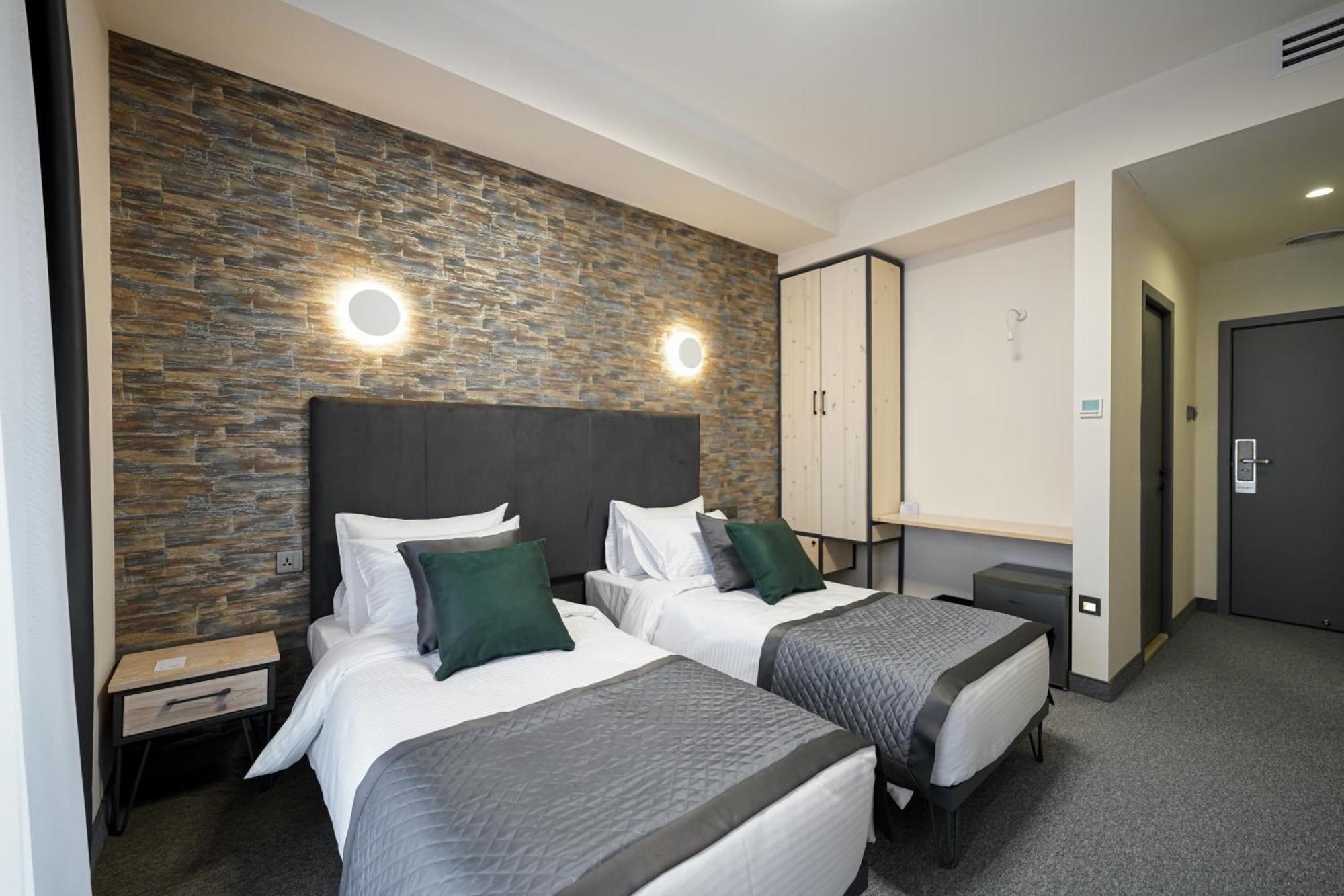 Dynasty Hotel & Spa يريفان المظهر الخارجي الصورة